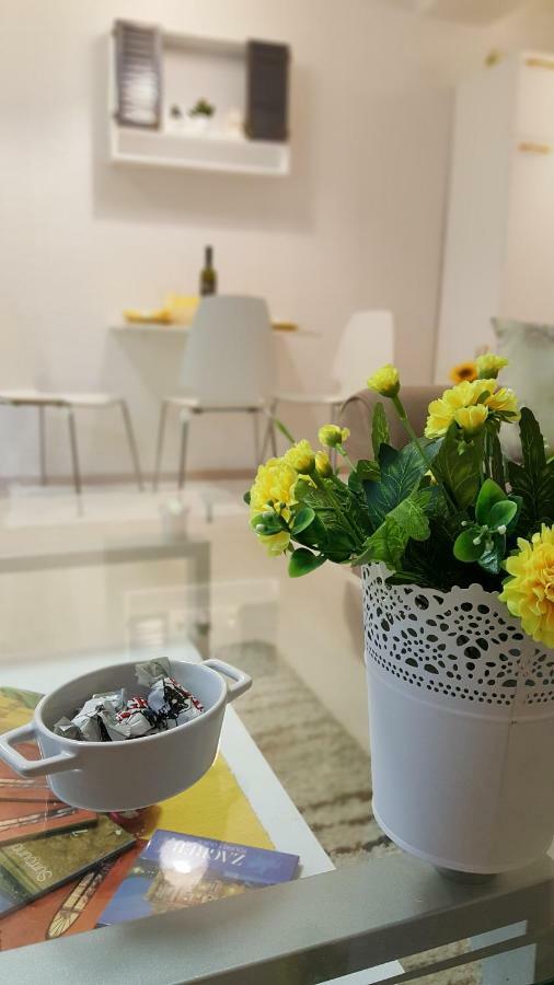 Studio Apartment Unity Zagreb Luaran gambar